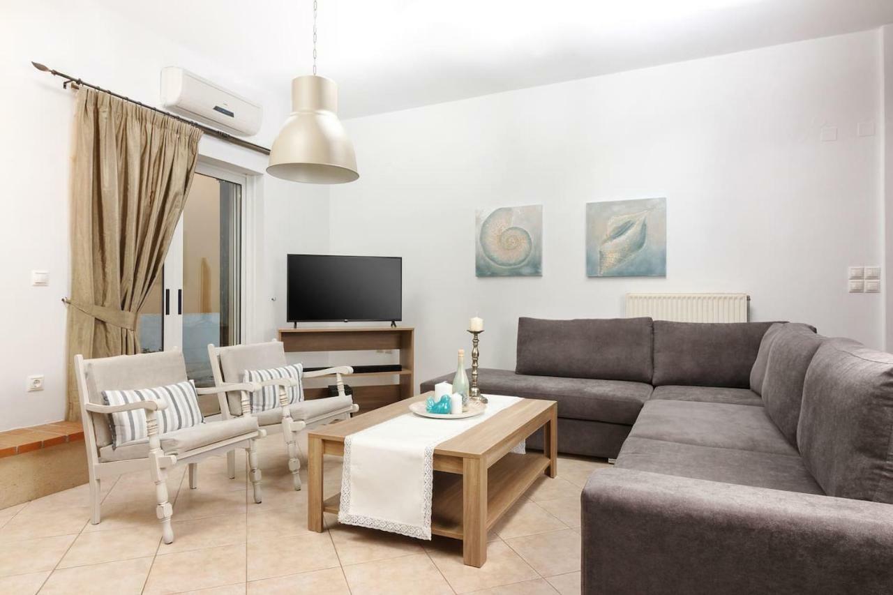 Charming And Comfy House Lejlighed Agia Marina Eksteriør billede