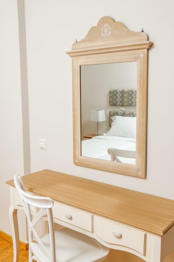 Charming And Comfy House Lejlighed Agia Marina Eksteriør billede